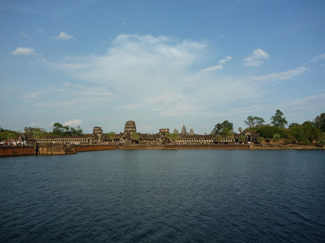 la porte Est d'Angkor Vat