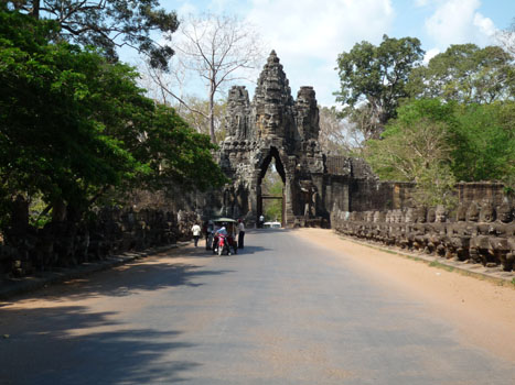 la porte Sud d'Angkor Thom