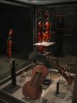des violons, qui apparaissent donc au XVIIe siècle